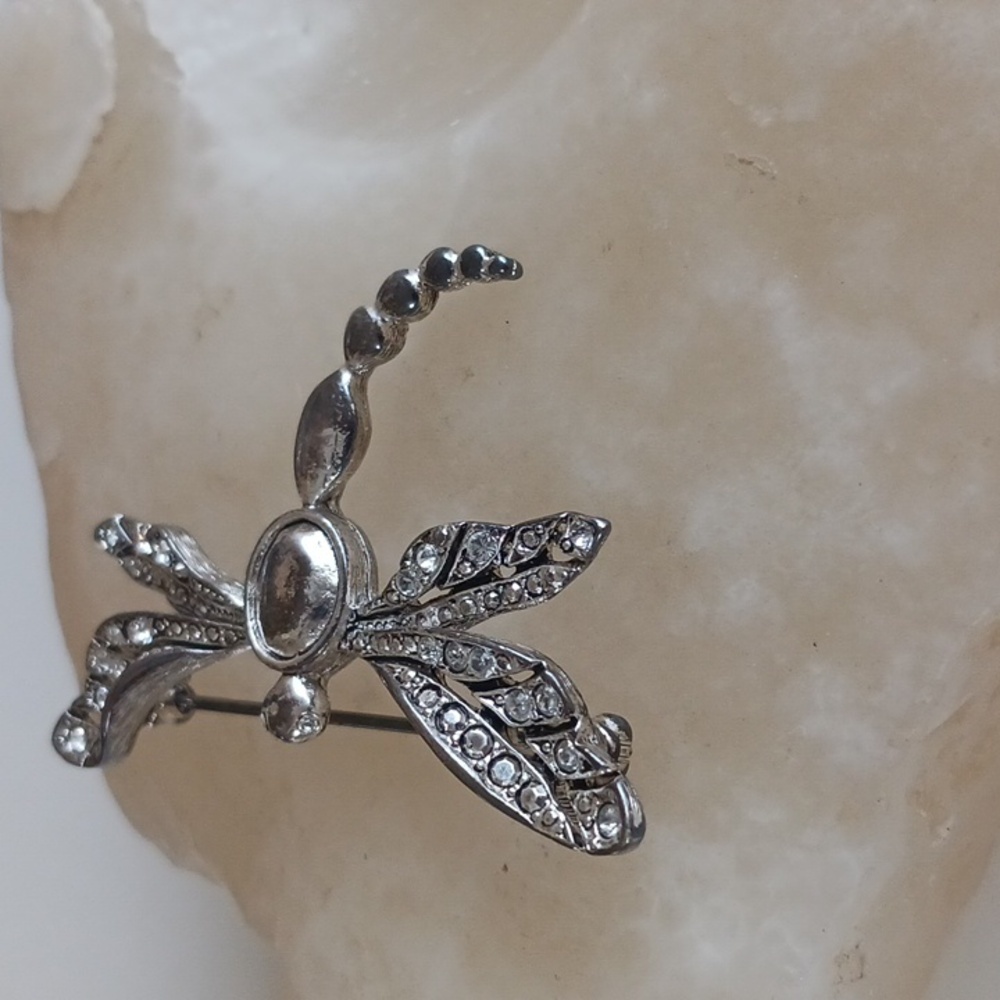 Vintage Oscar de la Renta Brooch - Picture 2 of 8